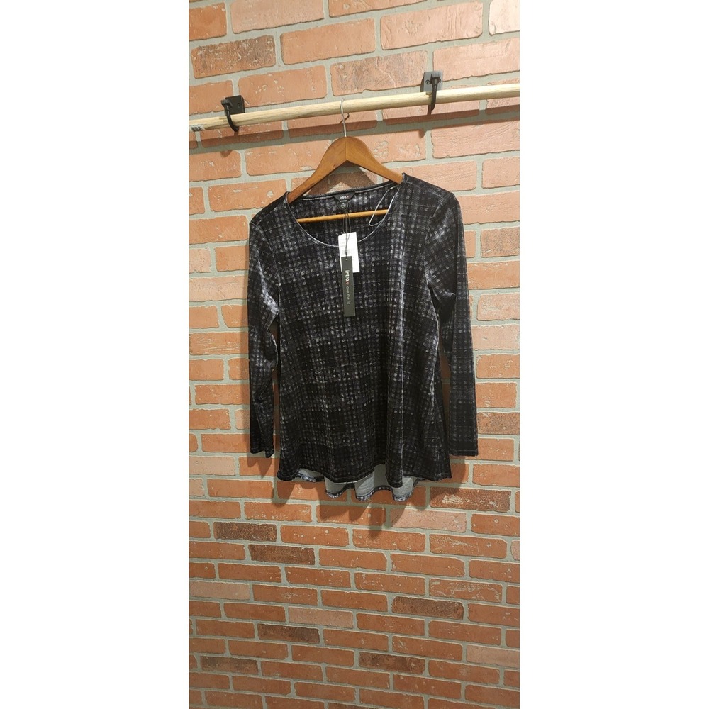 Intro Love The Fit  Blouse Size Small.     ‎     Bin 8
